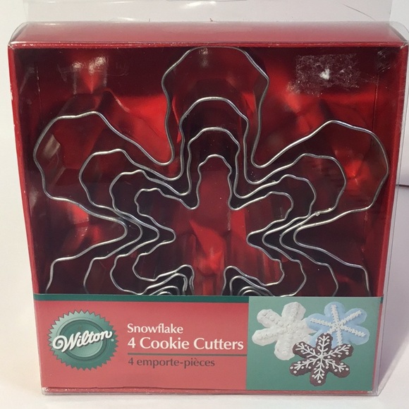 NIB 2006 Wilton Snowflake 4 Piece Cookie Cutters - Picture 1 of 5